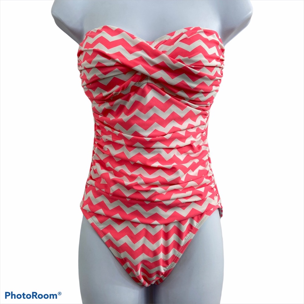 La Blanca swimwear strapless chevron.